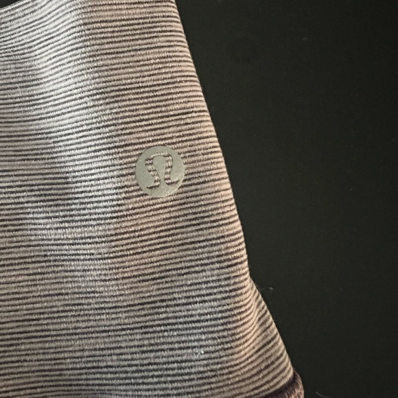 RARE Lululemon wunder under leggings ( VINTAGE ) 28 inch inseam - Picture 2 of 5